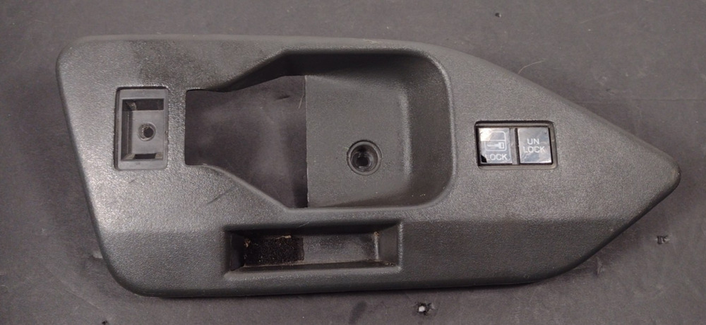 ✅⭐️ 1987-92 Firebird Trans Am Formula GTA Left Inner Door Handle Trim 20522475